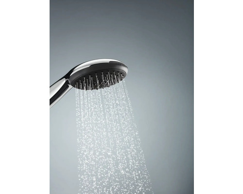 Duș de mână cu jet de apă