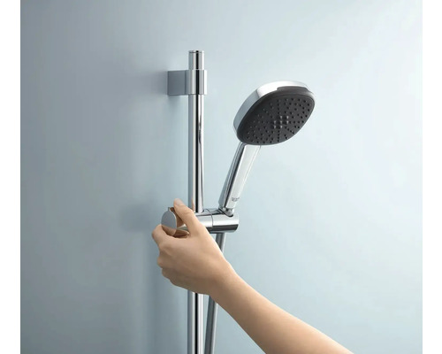 Duș de mână pe bară de duș cu mână