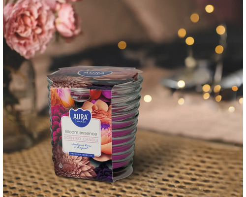 Lumânare parfumată în pahar cu model floral