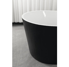 Cadă freestanding cu suprafață exterioară canelată