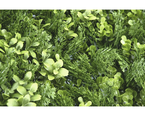 Prim-plan cu plante artificiale