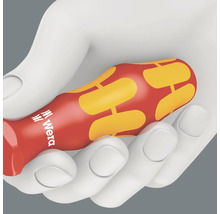 Șurubelniță Wera într-o mână