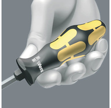 Sigla Wera pe mânerul șurubelniței