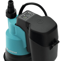 Pompă submersibilă pentru ape murdare Gardena cu cablu și elemente de control.