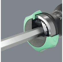 Vizualizare detaliată a unei șurubelnițe cu funcție de clichet