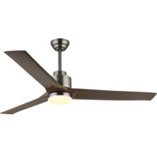 Ventilator de tavan cu trei pale și lampă integrată