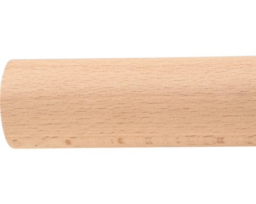 Prim-plan cu tijă din lemn