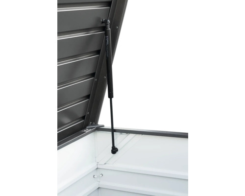 Detaliu cu o cutie de depozitare deschisă cu arc pe gaz