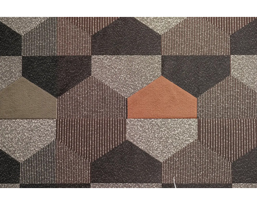 Prim-plan cu un covor cu model geometric