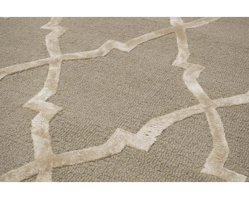 Covor cu model geometric