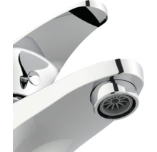 Prim-plan cu o armătură lucioasă