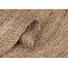 Prim-plan al unui covor împletit din fibre naturale