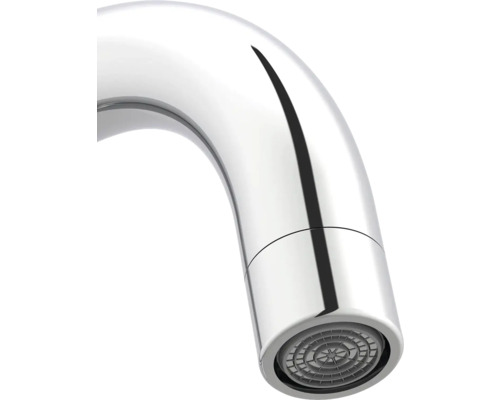 Detalii ale unui robinet metalic