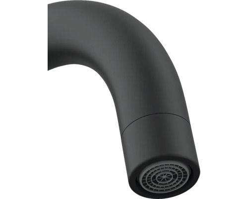 Prim-plan cu gura de scurgere a unui robinet