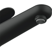 Baterie neagră cu gura de scurgere rotundă