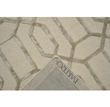 Covor cu model geometric
