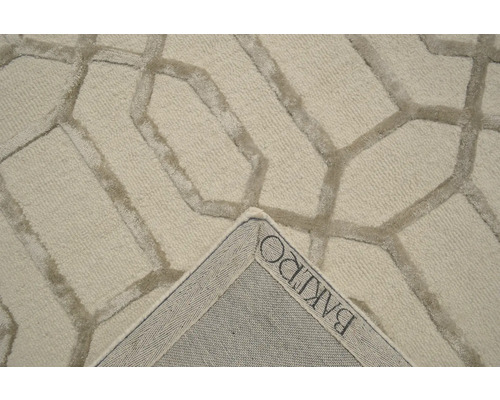 Covor cu model geometric