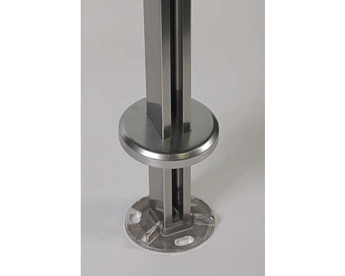 Stâlp metalic pentru balustradă