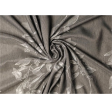 Material decorativ cu model floral, drapat