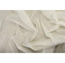 Prim-plan cu material textil transparent pentru perdele