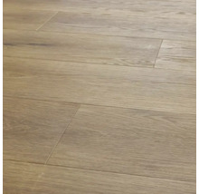 Prim-plan cu podea laminată