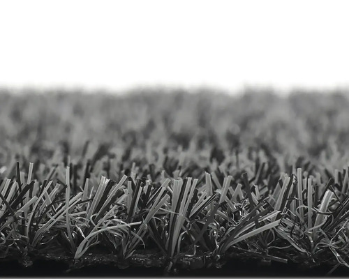 Prim-plan cu gazon artificial