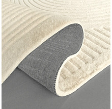 Covor cu model geometric și spate țesut