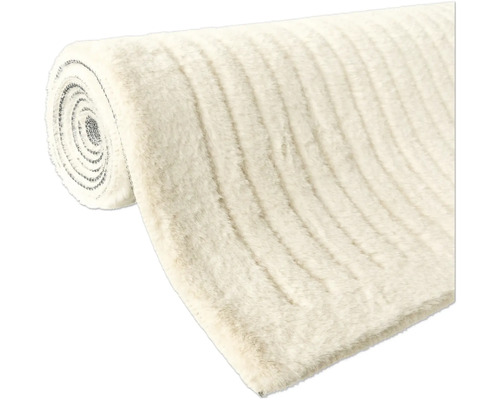 Covor rulat cu fir înalt