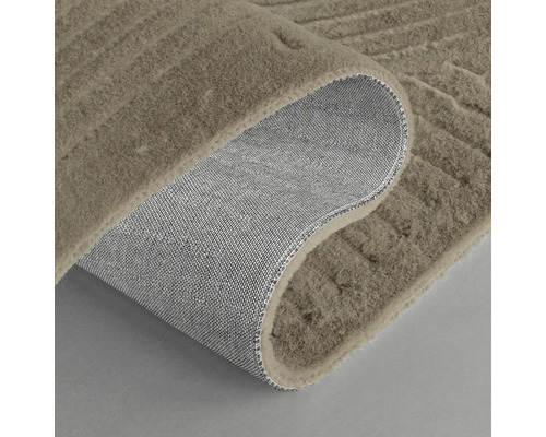 Covor cu model structurat și spate din material textil