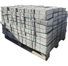 Paletă cu pavele din beton
