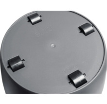 Partea inferioară a unui ghiveci cu role și logo-ul Elho