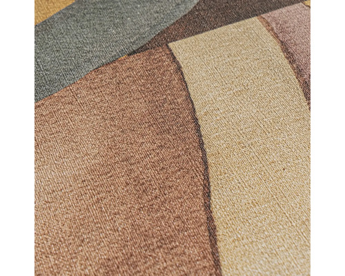 Prim-plan al unui tapet textil cu model geometric