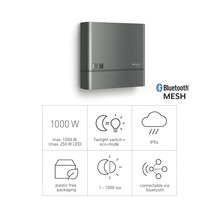 Lumină exterioară cu senzor Steinel IQ Plus, cu detalii despre produs, cum ar fi putere de 1000 wați, comutator amurg, mod eco, grad de protecție IP54, Bluetooth Mesh, ambalaj fără plastic și conexiune Bluetooth