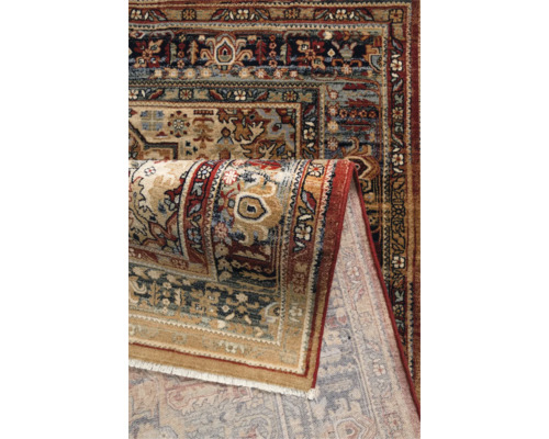 Prim-plan al unui covor cu model