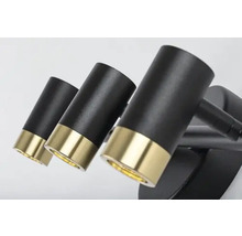 Plafonieră cu trei lămpi cu spoturi reglabile