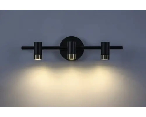 Lumină de perete neagră cu trei spoturi