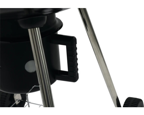 Imagine detaliată a unui grătar sferic cu mâner și picioare din oțel