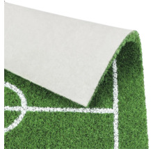 Gazon artificial cu marcaj de teren de fotbal