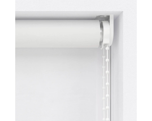 Rulou de fereastră cu lanț de tragere în stare închisă