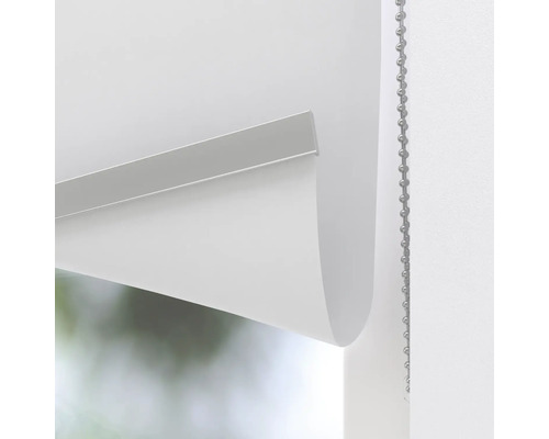 Rulou albă de fereastră cu lanț pentru controlul luminii