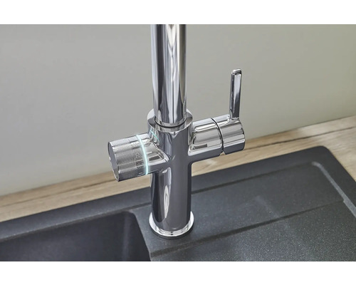 Baterie de bucătărie cu control al temperaturii la chiuvetă