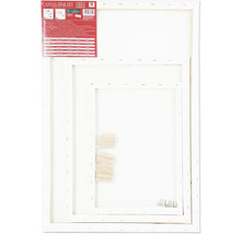 Set de pânză cu trei rame oarbe și pene de lemn de diferite dimensiuni.