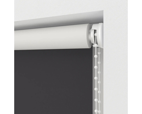 Imagine detaliată a unei rolete cu lanț de operare pentru decorarea ferestrelor