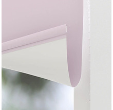 Prim-plan al unei rolete de fereastră