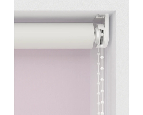 Vizualizare detaliată a unei rulouri cu mecanism cu lanț pentru decorarea ferestrelor