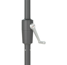 Detalii ale unui suport de umbrelă de soare cu mecanism de manivelă și sigla Soluna.