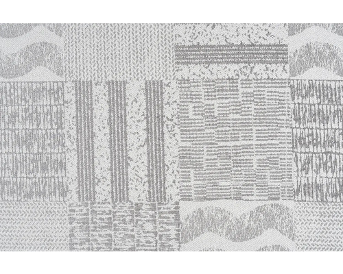 Prim-plan cu un covor cu model geometric