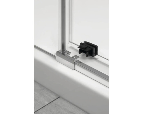 Detalii cabină de duș cu feronerie