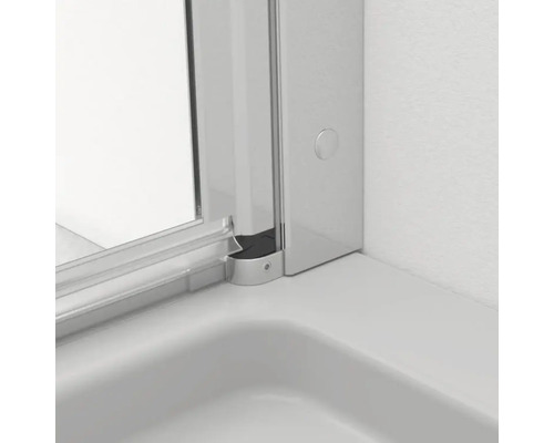 Vizualizare detaliată a unei cabine de duș cu cadru