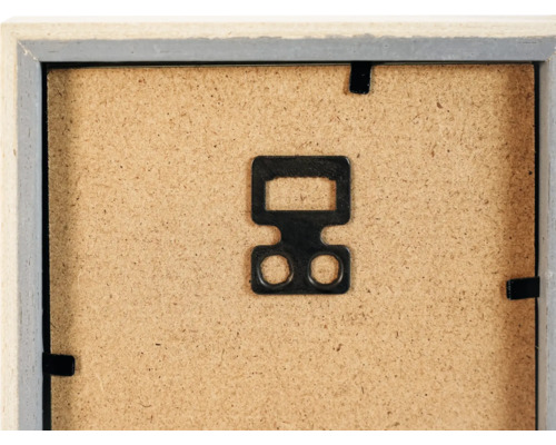 Spatele unei rame foto cu dispozitiv de agățare